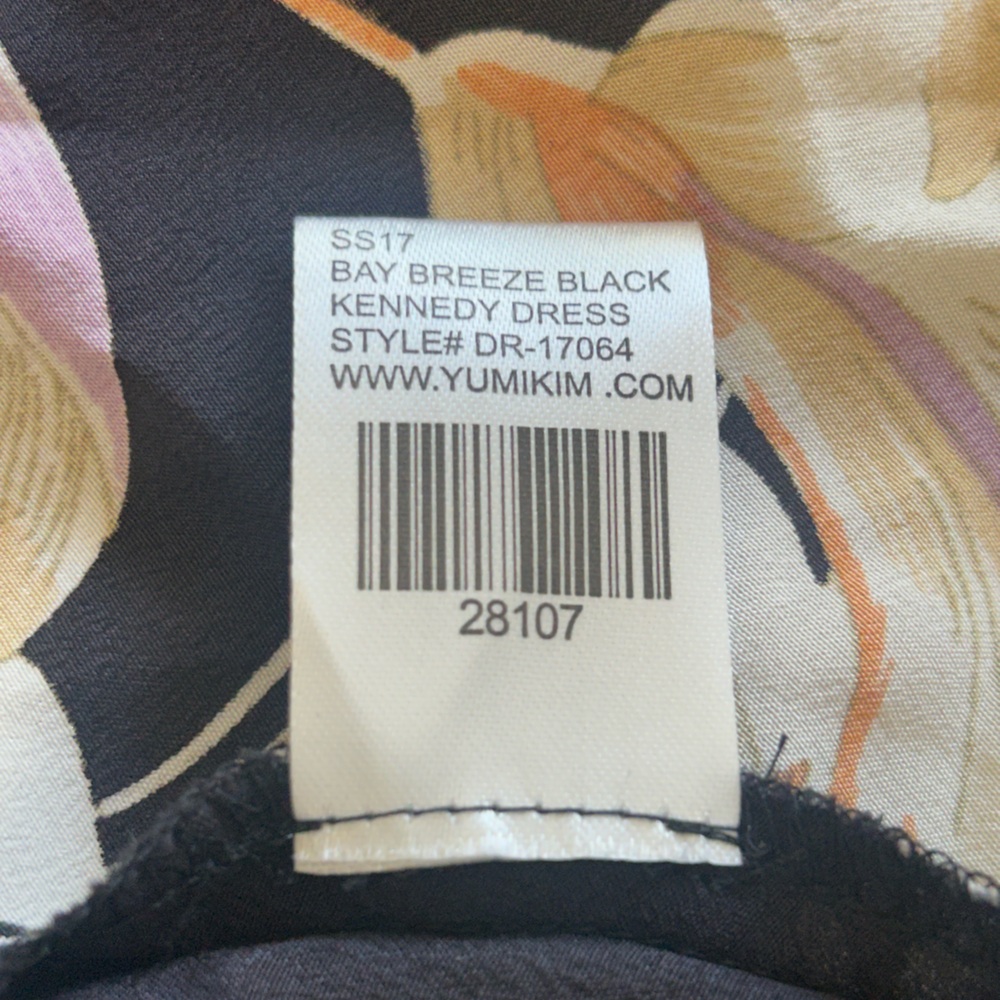 NWT Yumi Kim Kennedy 100% Silk Black Floral Bay Breeze Wrap Mini Dress - Small - Picture 14 of 16